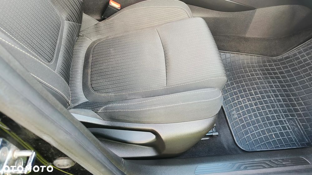 Renault Megane 1.5 dCi Intens EDC - 19