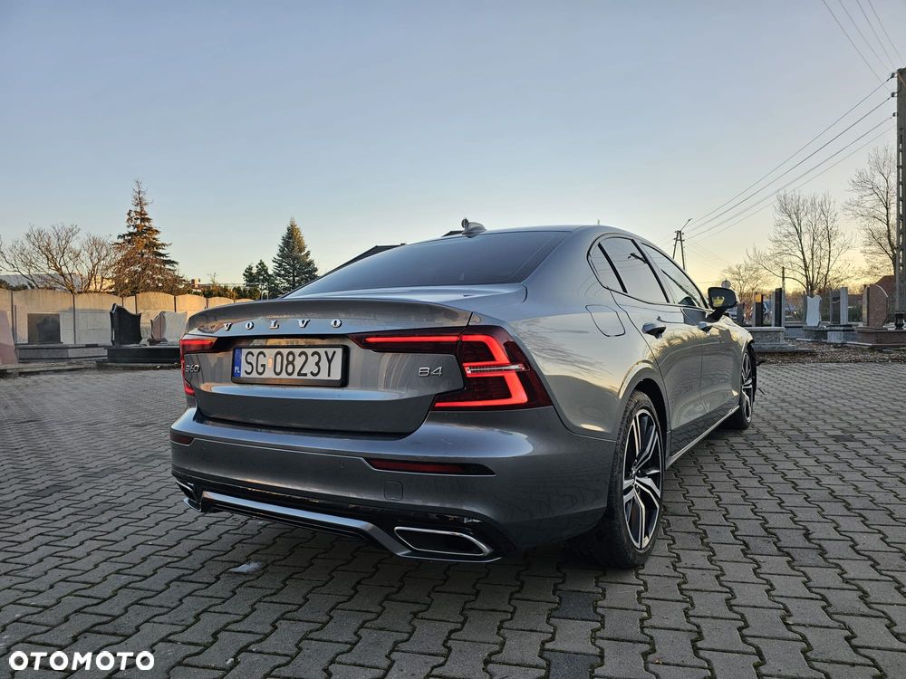 Volvo S60 T4 R-Design First Edition - 6