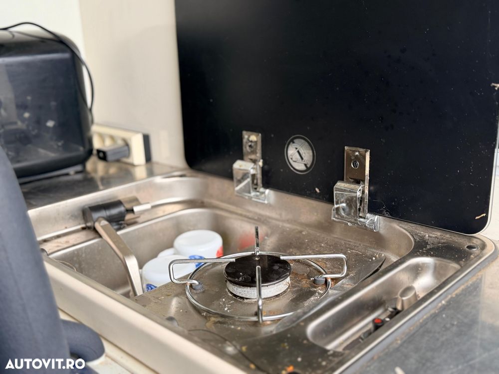 Mercedes-Benz Sprinter - 17