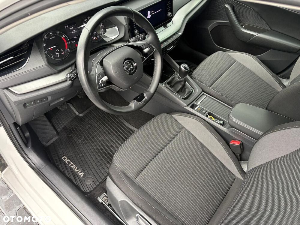 Skoda Octavia 1.5 TSI ACT Ambition - 10