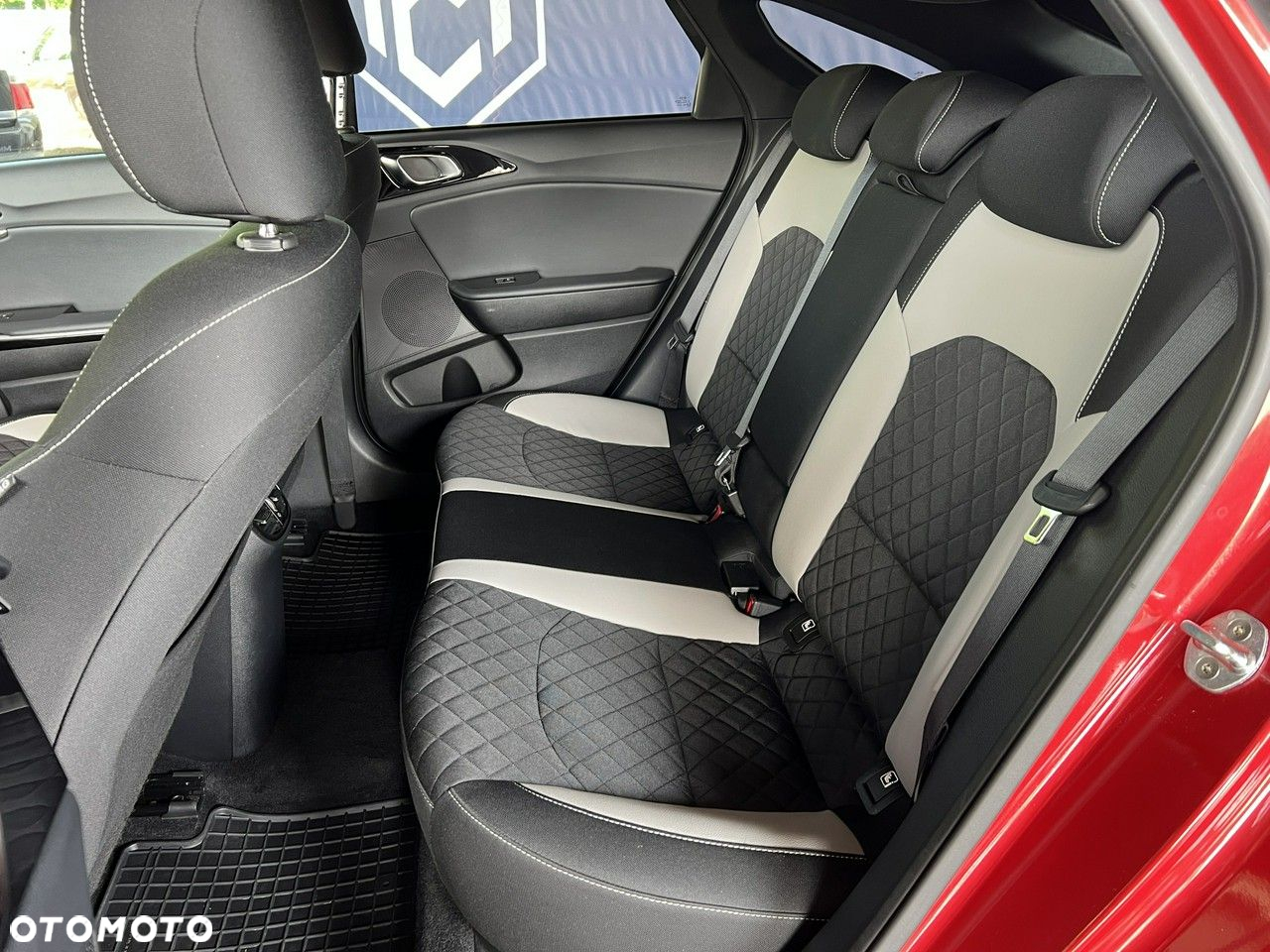 Kia ProCeed - 20