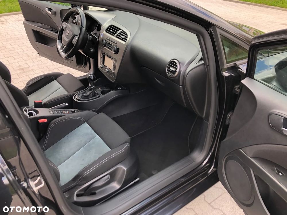 Seat Leon 2.0 T FSI Cupra R - 11