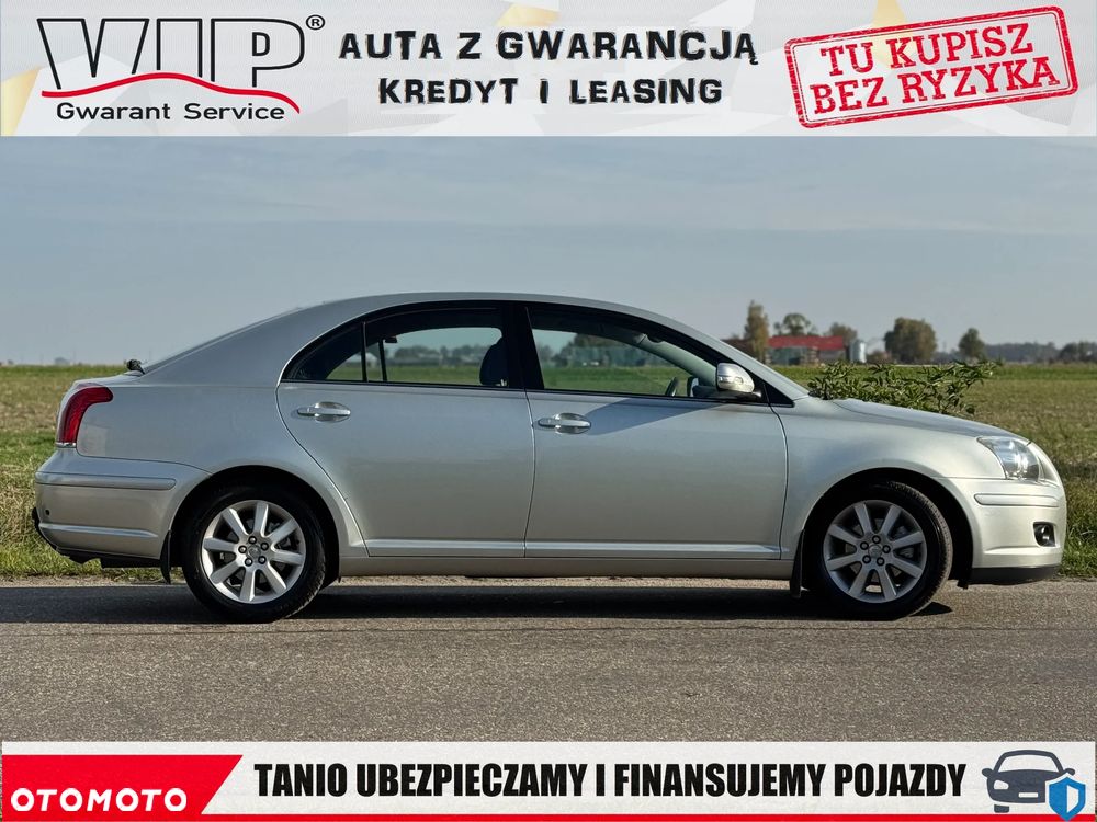 Toyota Avensis 1.8 VVT-i Sol Premium - 2