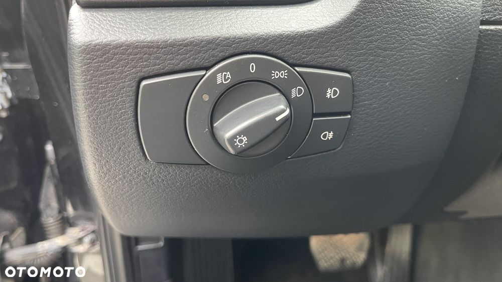 BMW X1 xDrive20d - 12