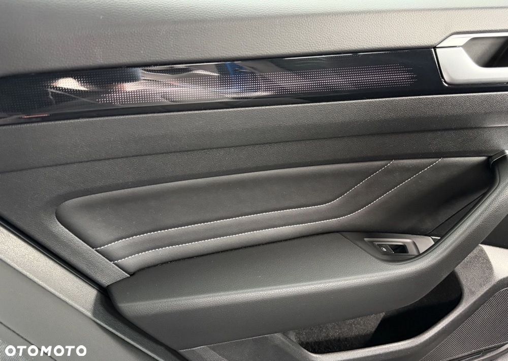 Volkswagen Arteon 2.0 TSI R-Line DSG - 22