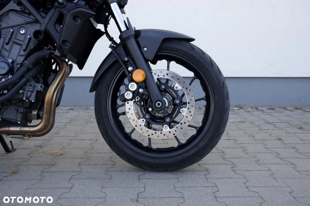 Yamaha MT - 24