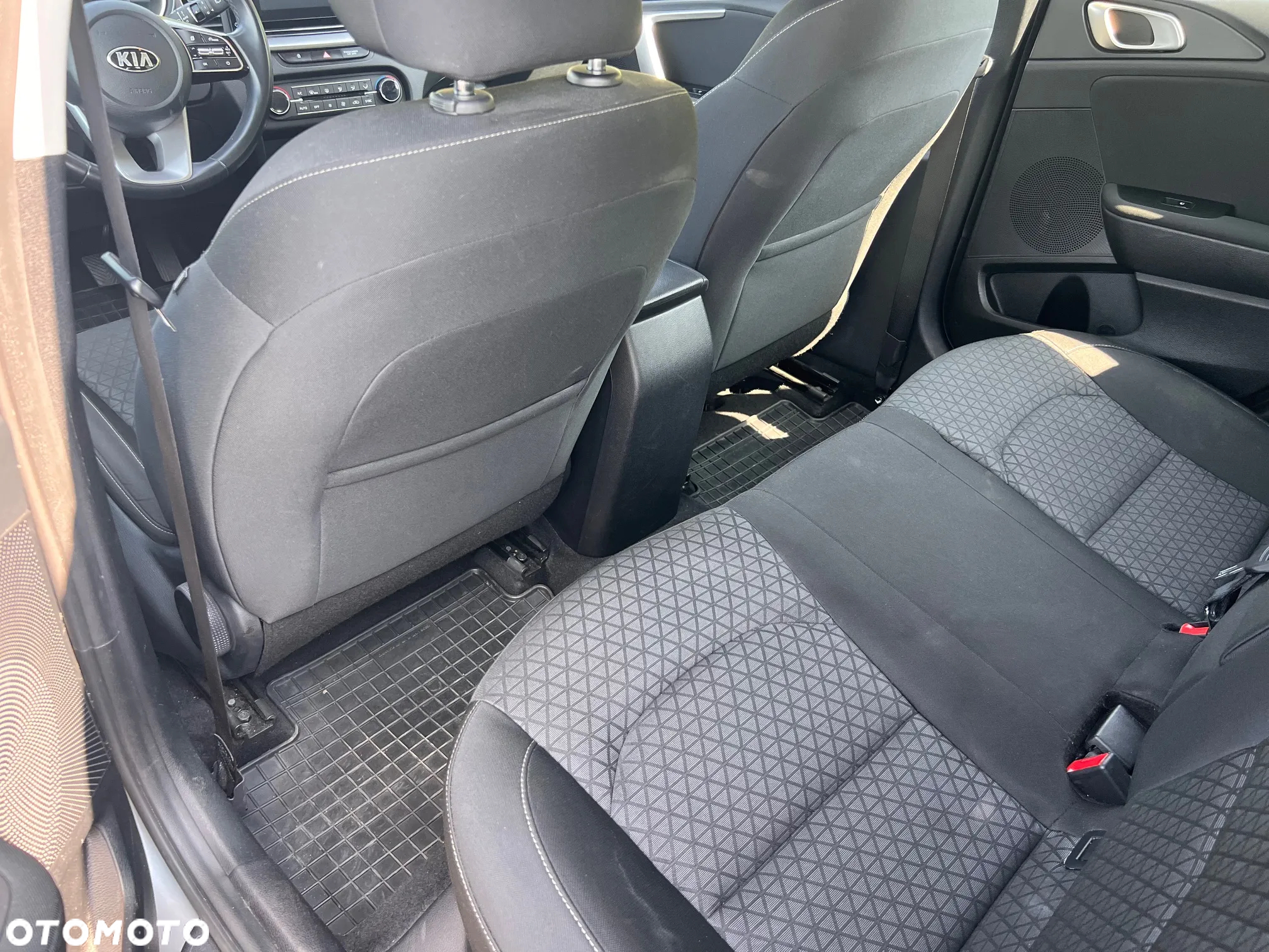 Kia Ceed 1.5 T-GDI M - 17