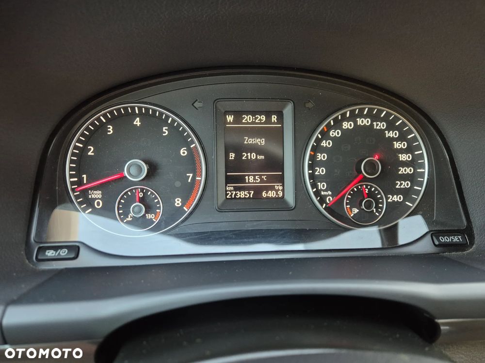 Volkswagen Touran 1.4 TSI Highline Perfectline DSG - 31