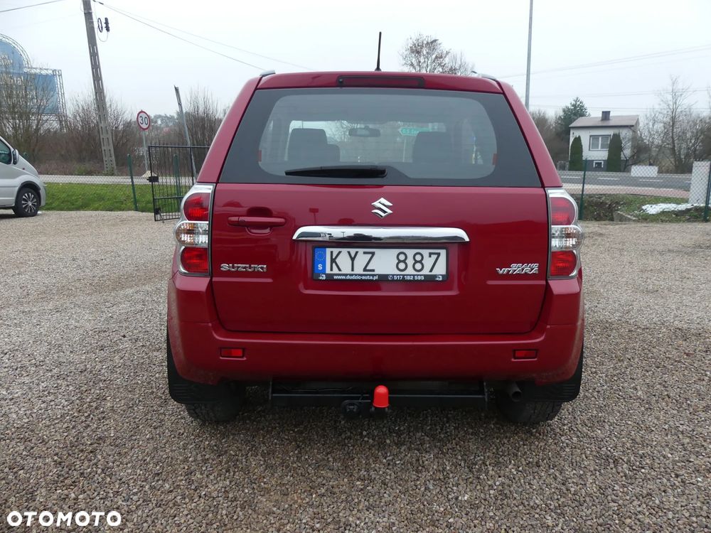 Suzuki Grand Vitara 1.6 De luxe - 36