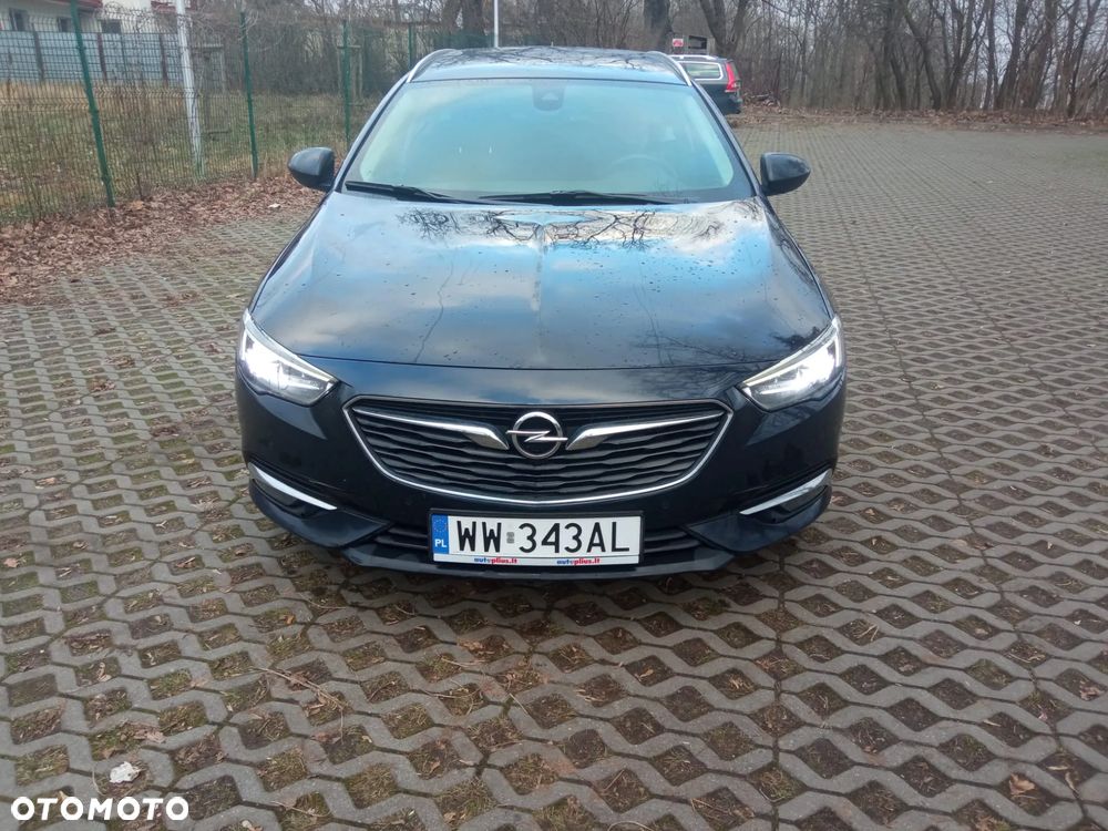 Opel Insignia - 1