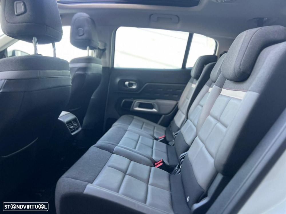 Citroën C5 Aircross 1.6 PureTech Shine J19 EAT8 - 8