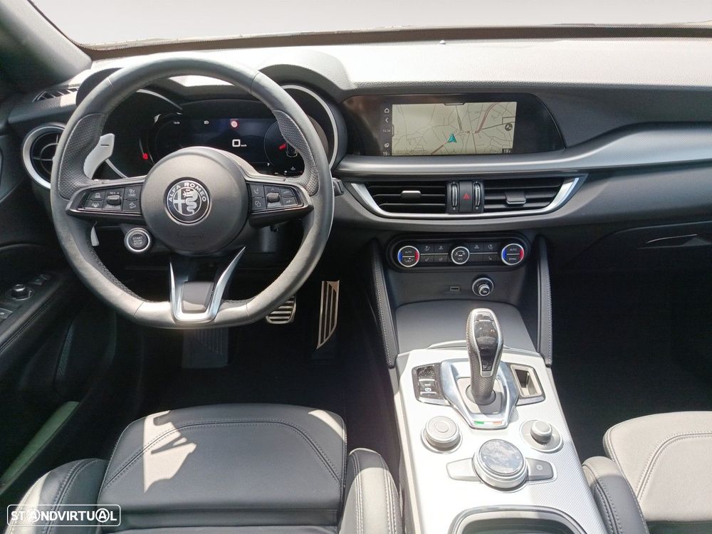 Alfa Romeo Stelvio 2.2 D Veloce Q4 AT8 - 10