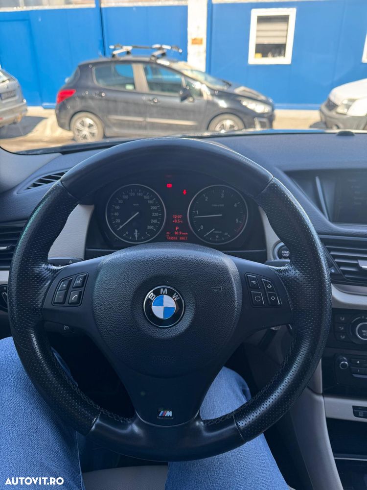 BMW X1 - 10