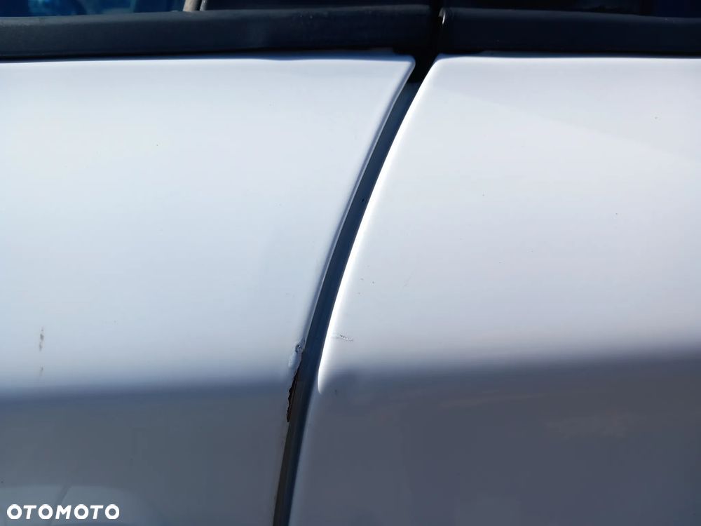 BMW E87 DRZWI LEWE TYLNE LEWY TYŁ KOLOR: 300 - 5