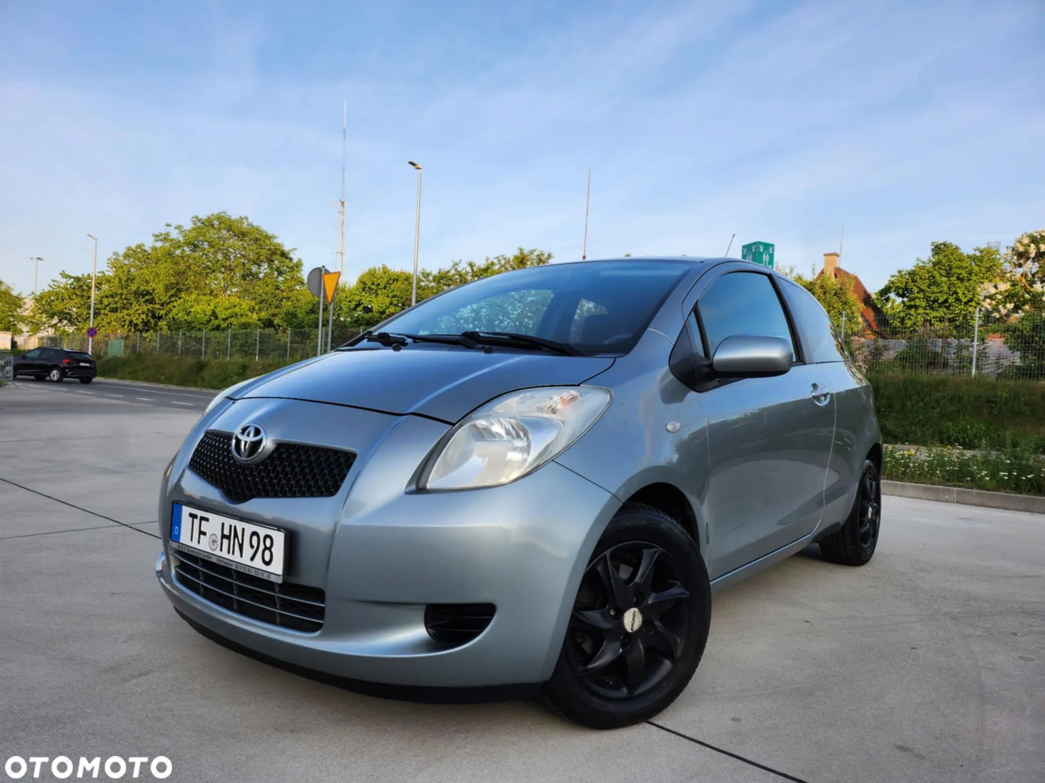 Toyota Yaris - 1