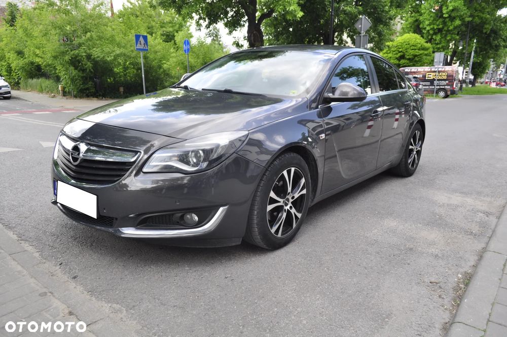 Opel Insignia - 1