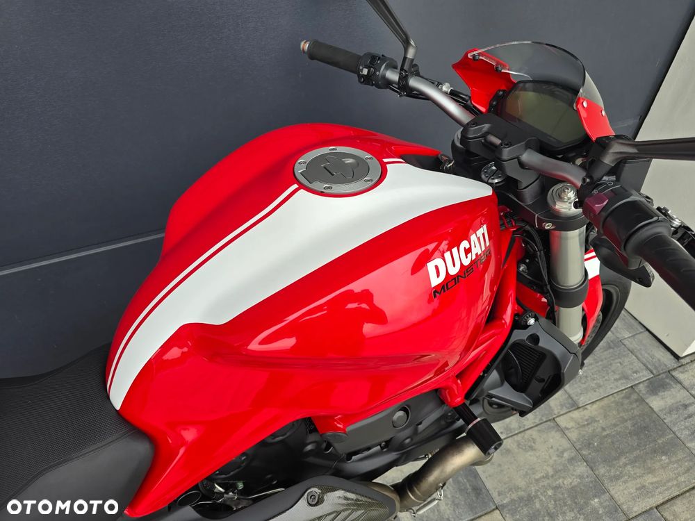 Ducati Monster - 9