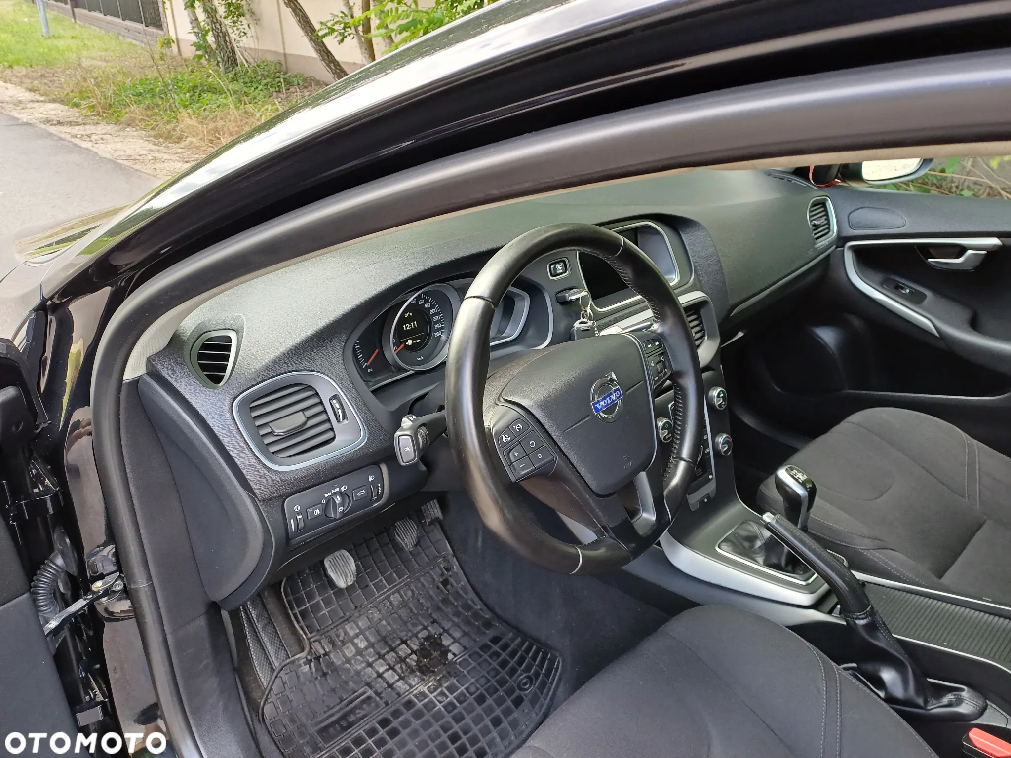 Volvo V40 D4 Drive-E Momentum - 19
