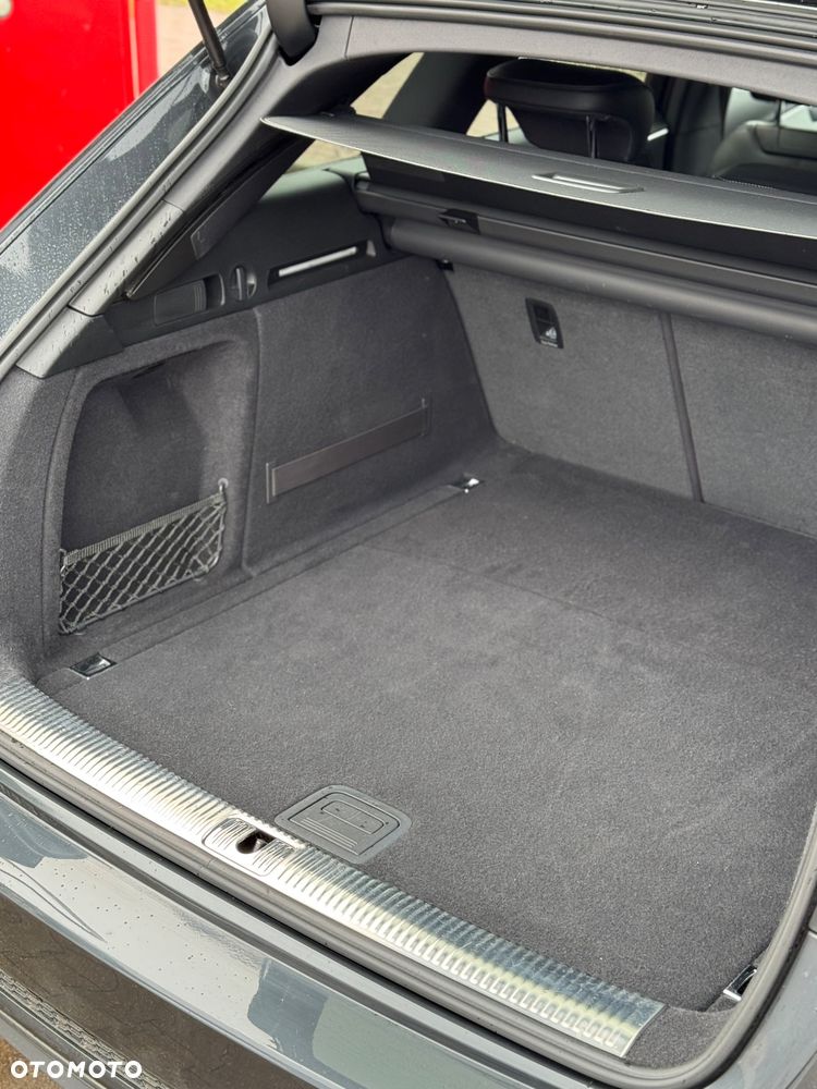 Audi A4 Avant - 16