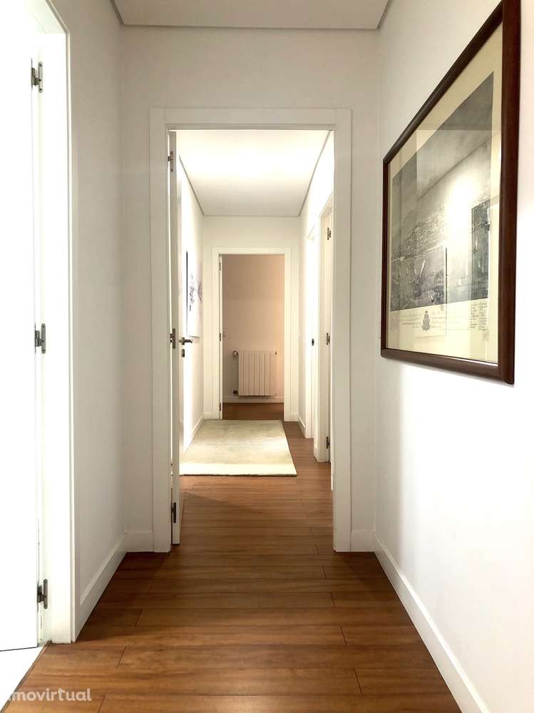 Apartamento T3 em condomínio fechado – Excelente localização - Grande imagem: 4/21