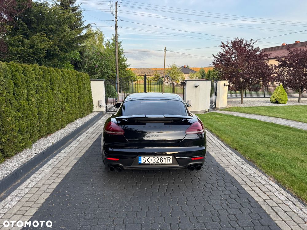 Porsche Panamera - 5