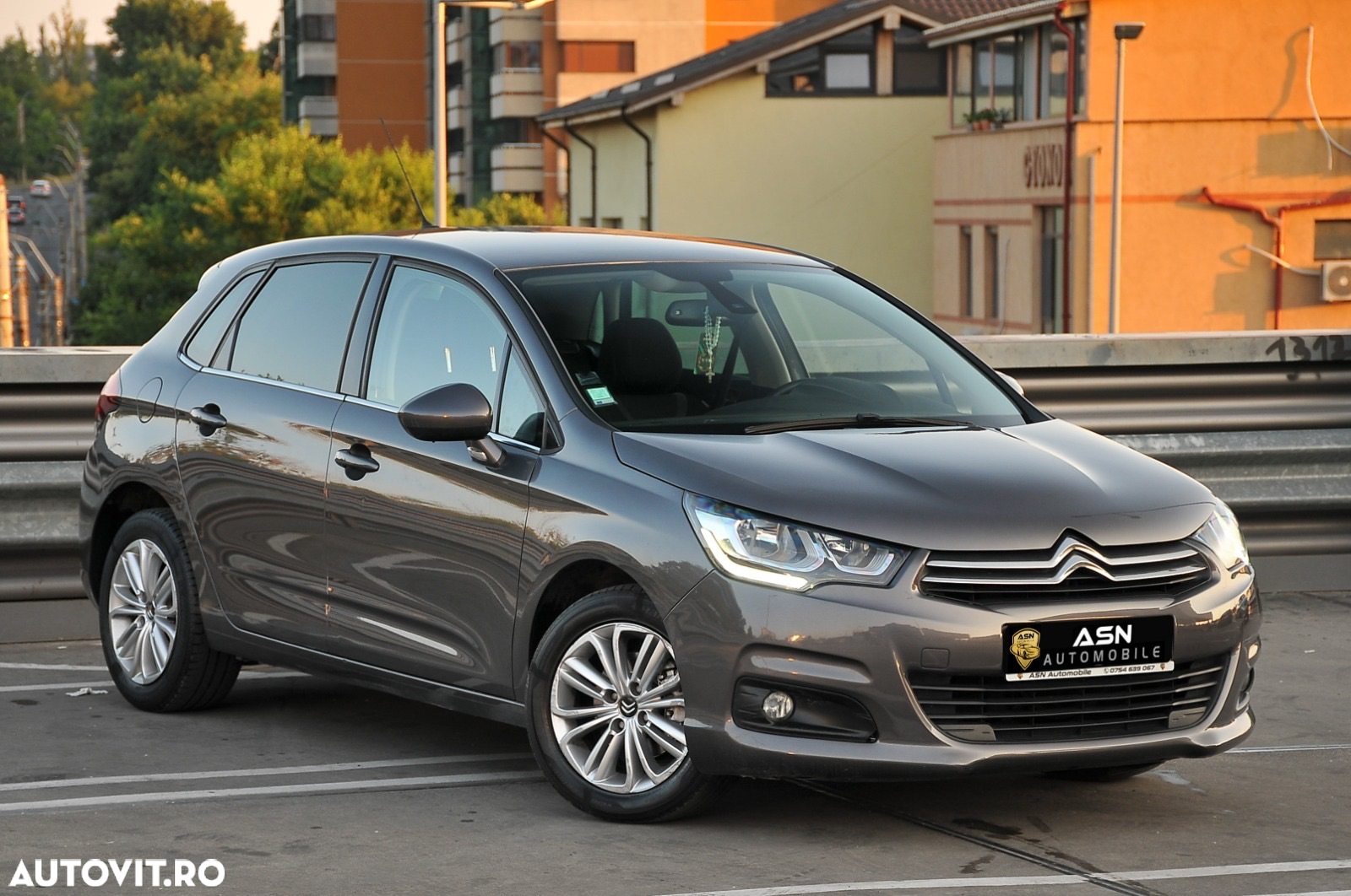 Citroën C4 PureTech 130 Stop & Start Exclusive - 2
