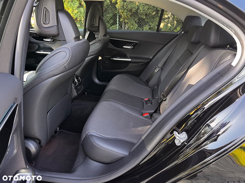 Mercedes-Benz Klasa C 220 d 9G-TRONIC Avantgarde - 33
