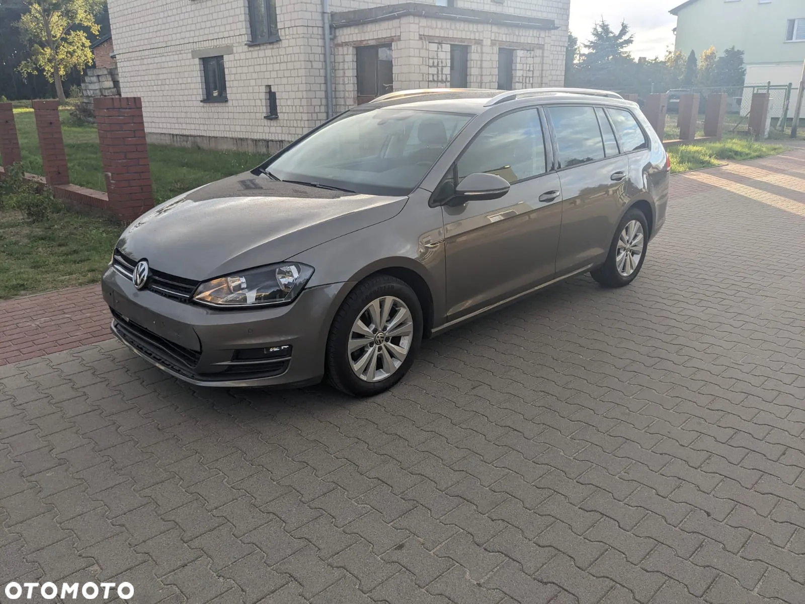 Volkswagen Golf VII 1.4 TSI BMT Comfortline Perfectline - 3