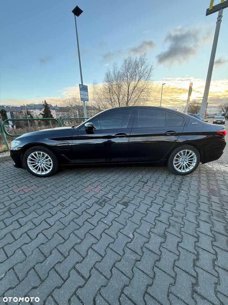 BMW Seria 5 530i mHEV sport - 15