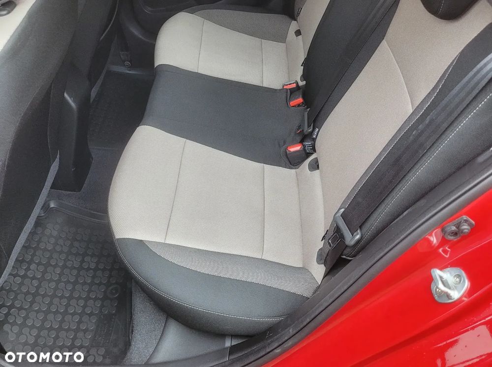 Hyundai i20 1.4 Premium - 23
