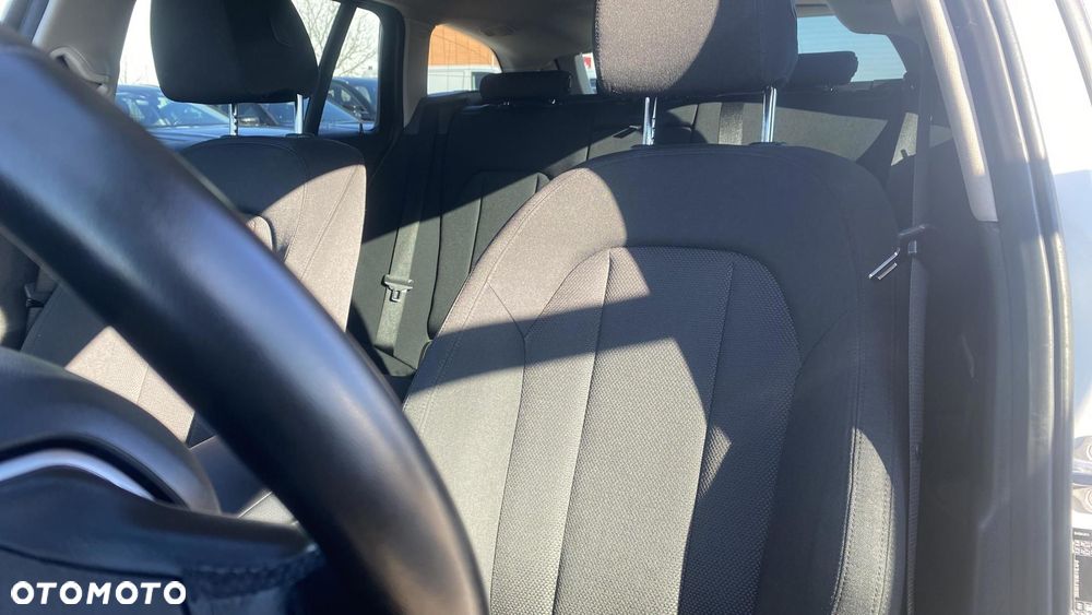 BMW Seria 3 318i Advantage - 11