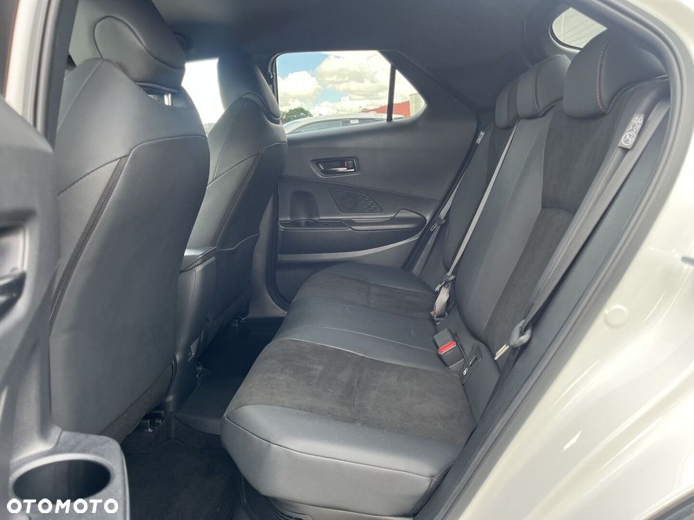 Toyota C-HR 2.0 PHEV Dynamic Force GR Sport - 11