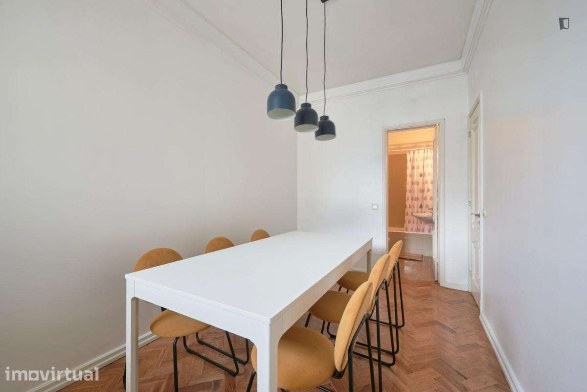 Quarto - localizado em Lisbon - Grande imagem: 5/43