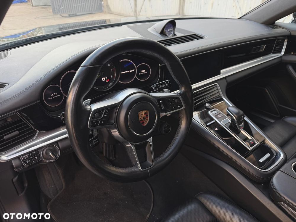 Porsche Panamera 4 E-Hybrid Executive - 15