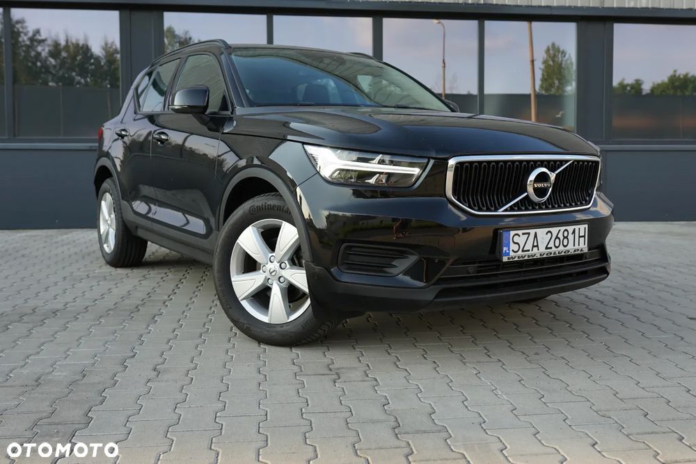 Volvo XC 40 T2 Momentum - 2