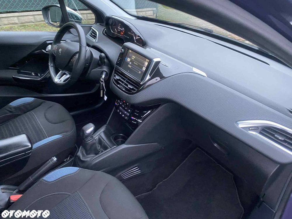 Peugeot 208 PureTech 82 Allure - 6