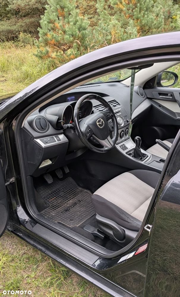 Mazda 3 - 3