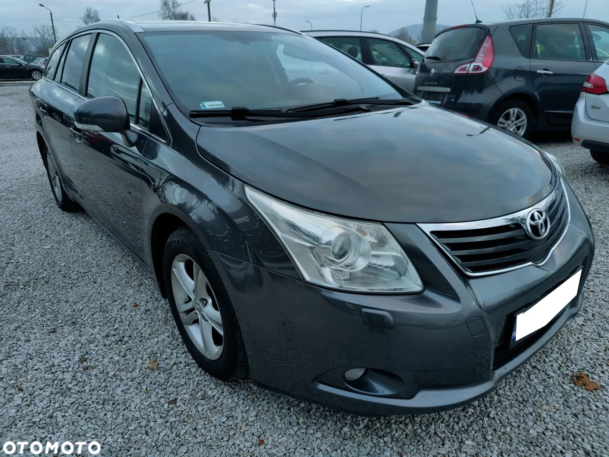 Toyota Avensis - 15