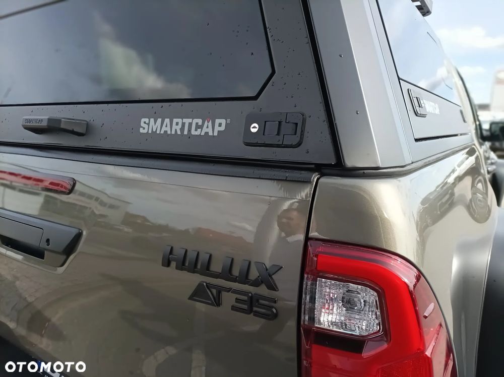 Toyota Hilux 2.8 D-4D mHEV Double Cab Invincible 4x4 - 30