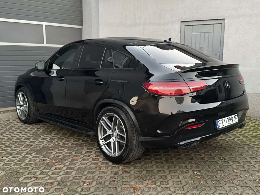 Mercedes-Benz GLE - 19