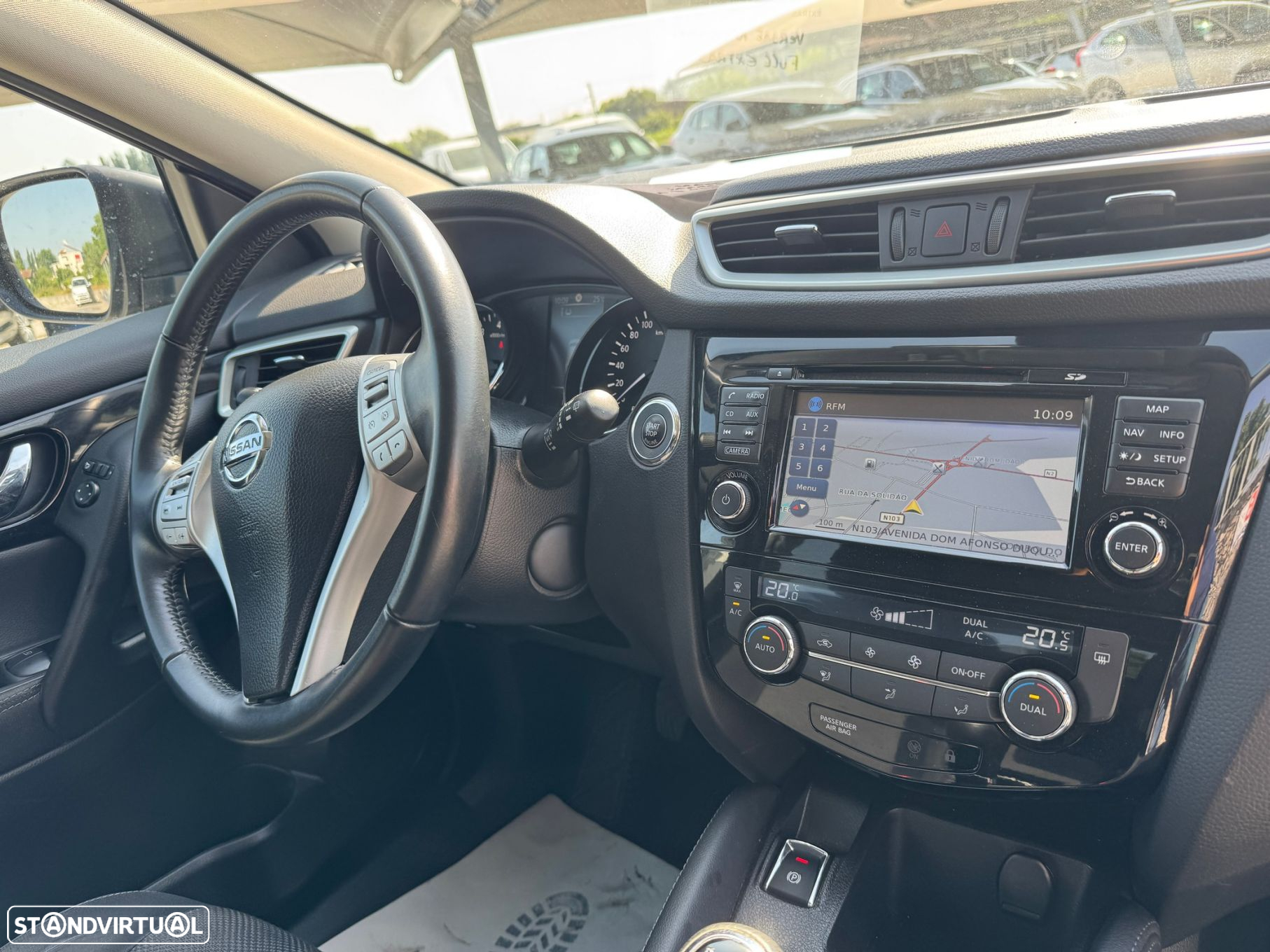 Nissan Qashqai 1.2 DIG-T N-Connecta 18 - 11