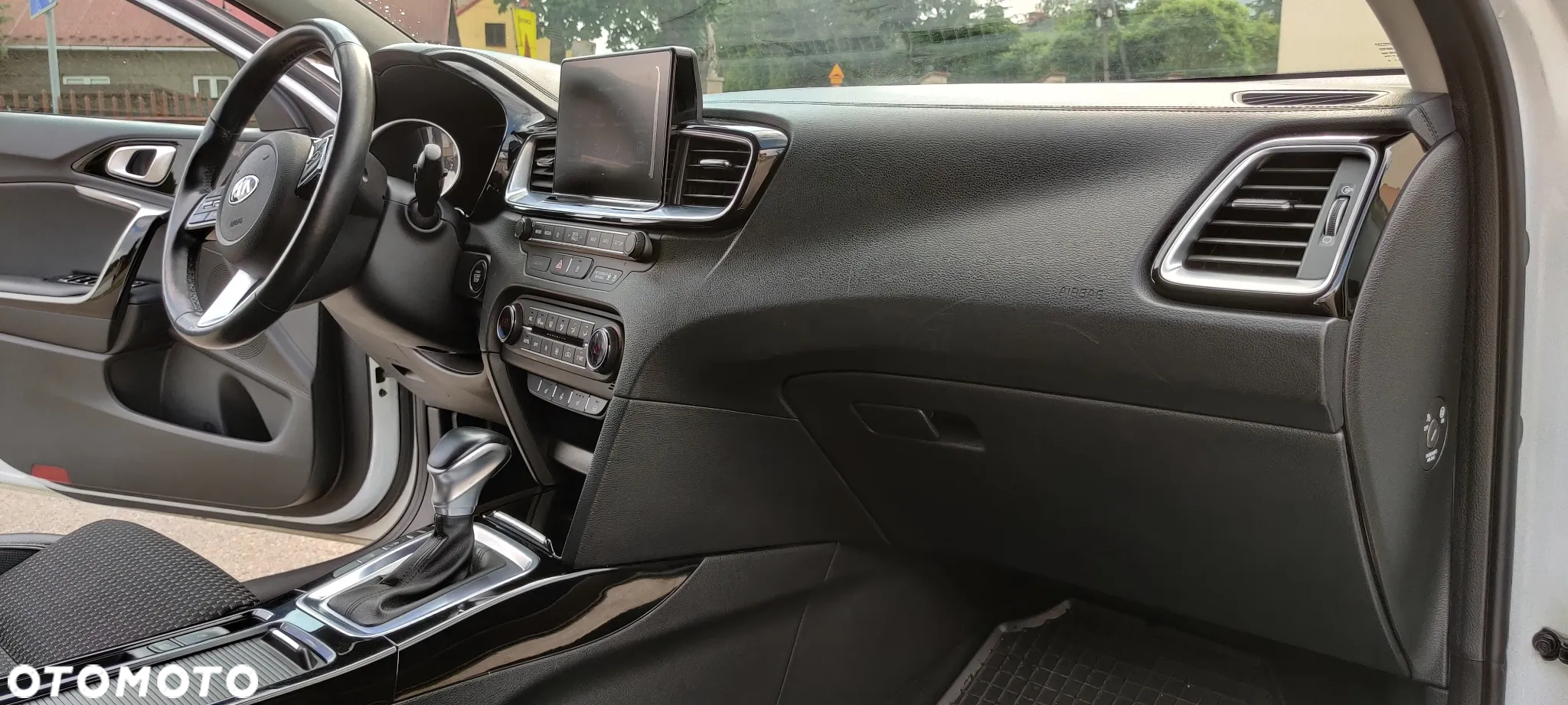 Kia Ceed 1.4 T-GDI L Business Line DCT - 19