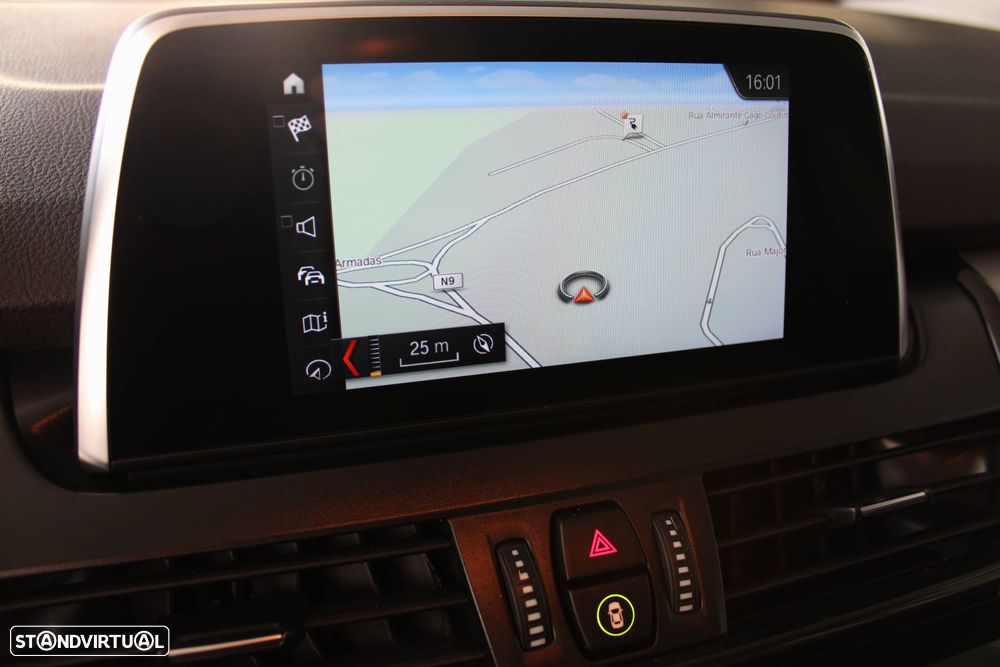 BMW 225xe Active Tourer Advantage - 11