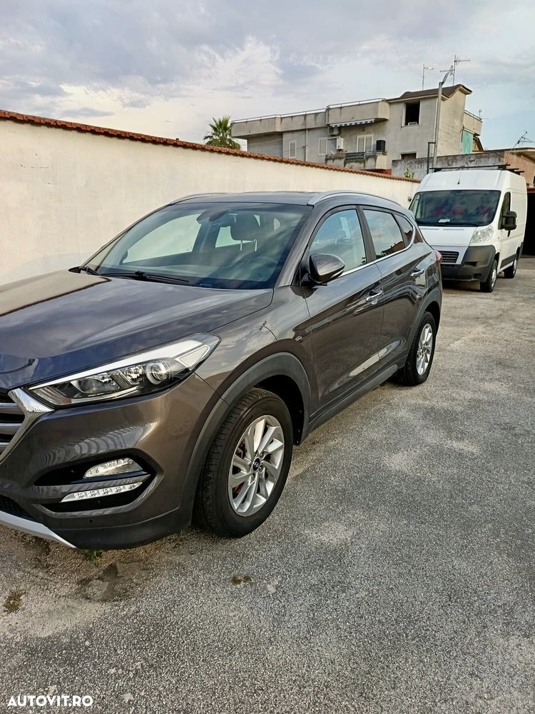 Hyundai Tucson - 1