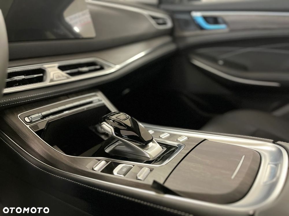 DFSK e5 1.5 PHEV Prestige E-CVT - 10