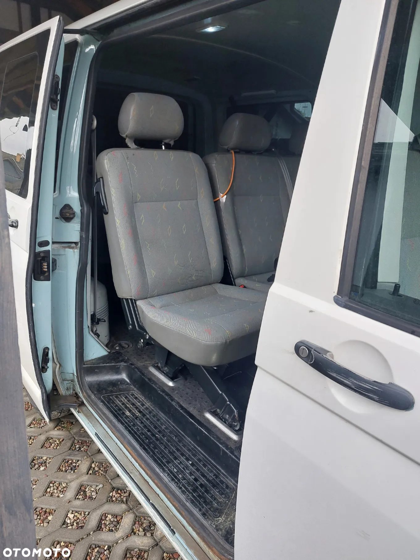 Volkswagen Transporter - 9