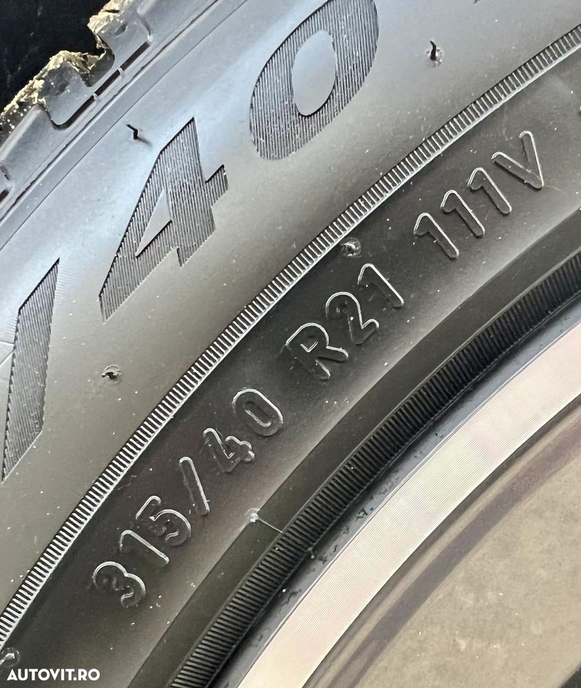 Mercedes-Benz GLS - 21
