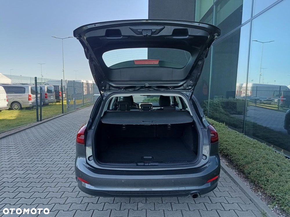 Ford Focus 1.0 EcoBoost Titanium - 9