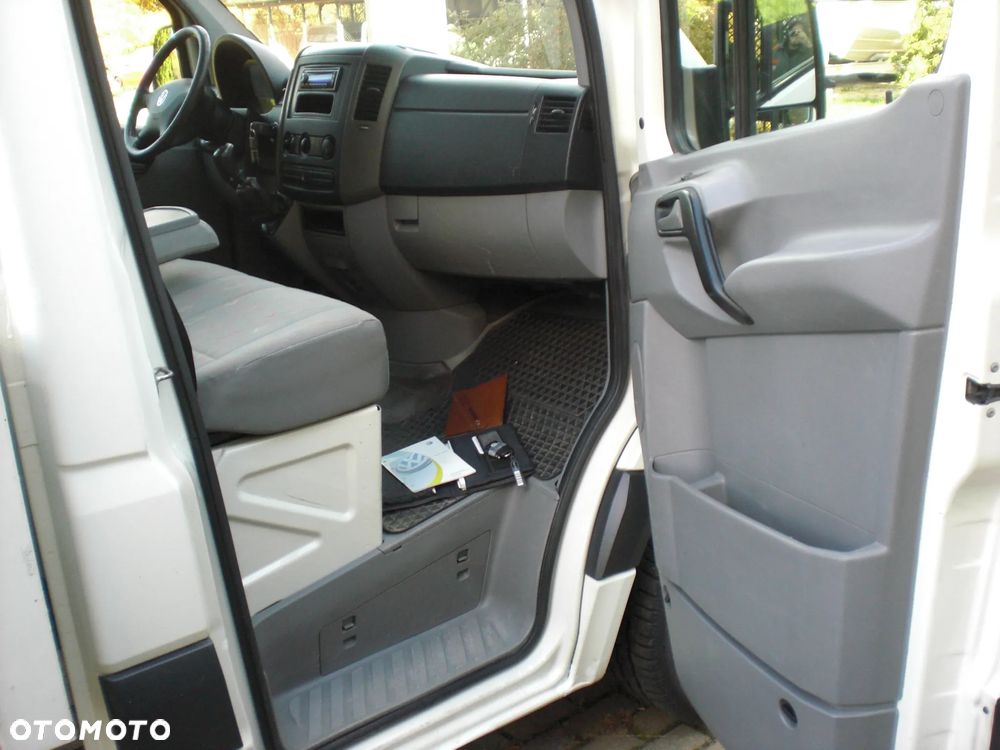 Volkswagen Crafter - 12