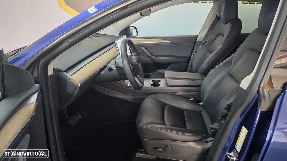 Tesla Model Y Long Range Tração Integral - 18